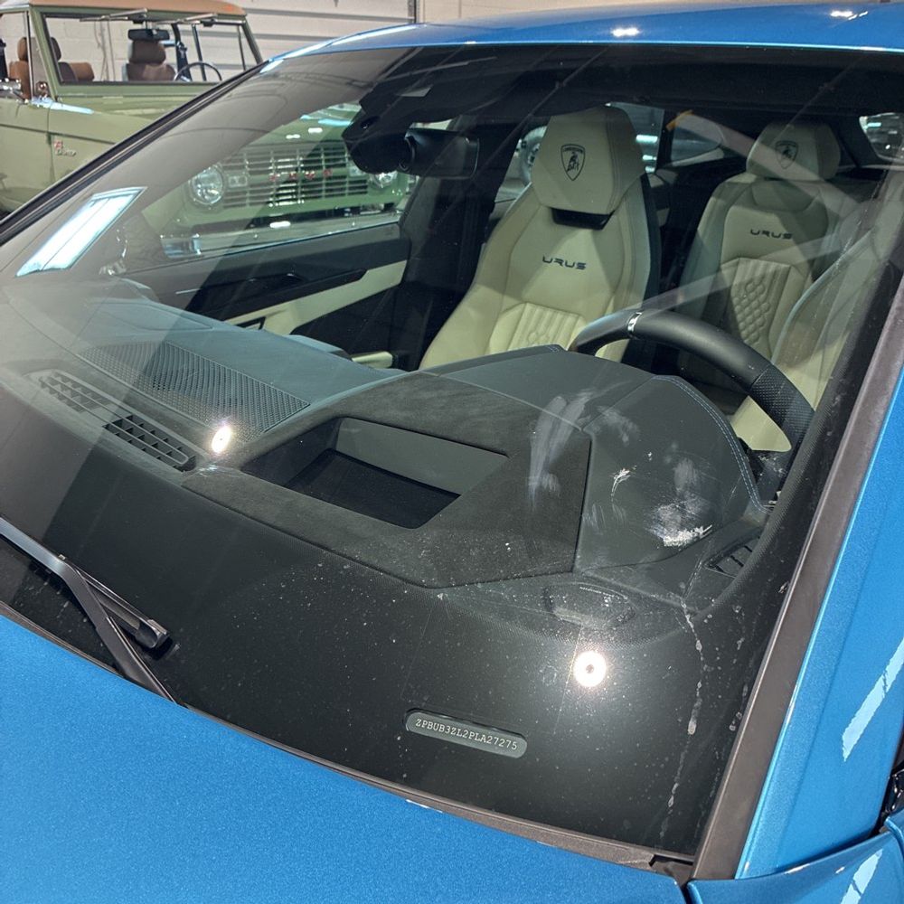 2023 Lamborghini Urus S