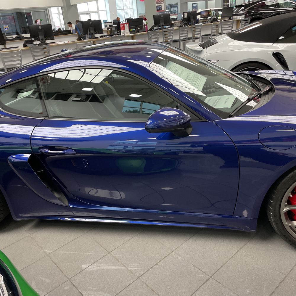 2021 Porsche 718 Cayman GT4