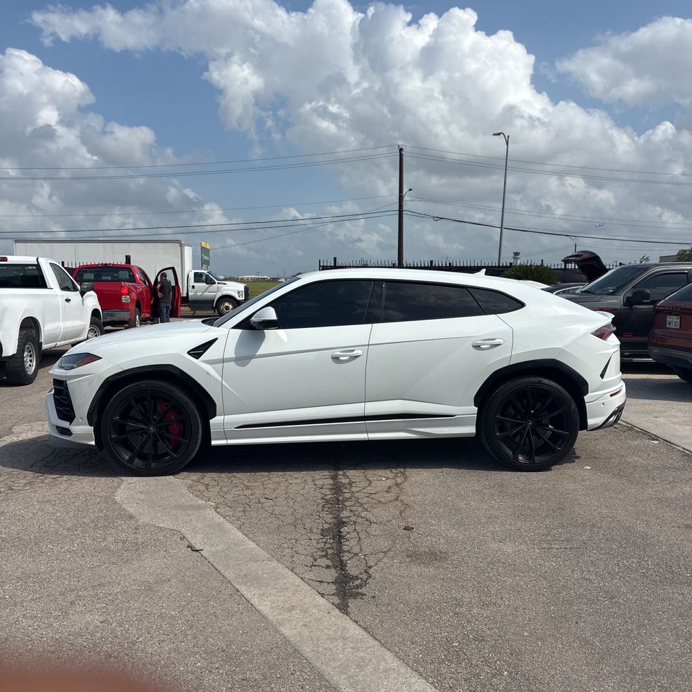 2020 Lamborghini Urus