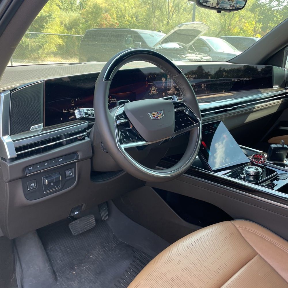 2025 Cadillac Escalade Premium Luxury