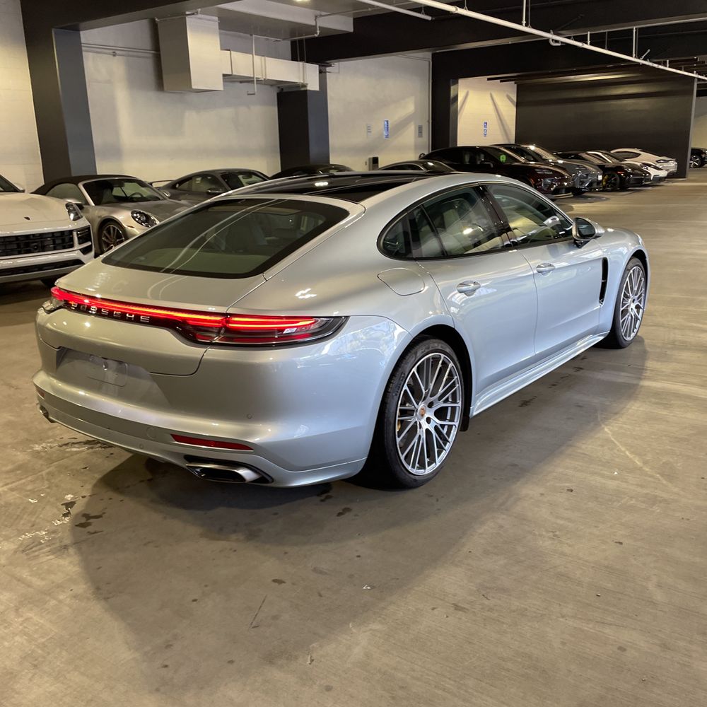 2021 Porsche Panamera