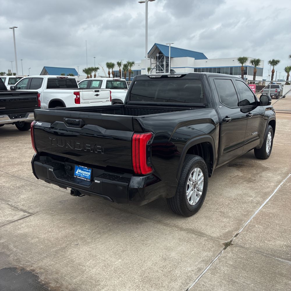 2022 Toyota Tundra SR5 photo 9
