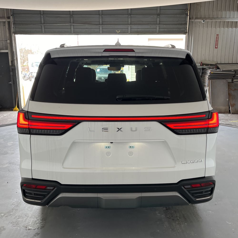 2024 Lexus LX 600 Luxury