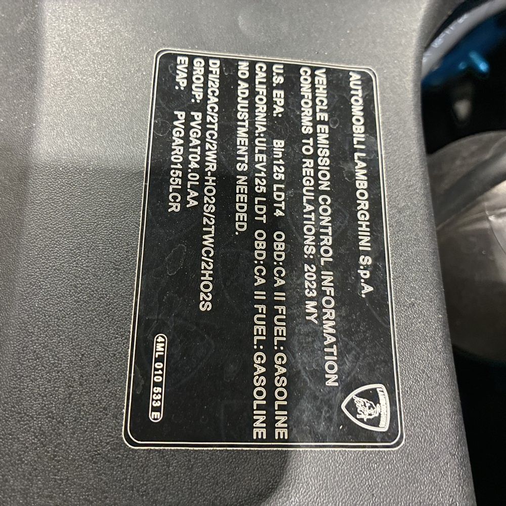 2023 Lamborghini Urus S