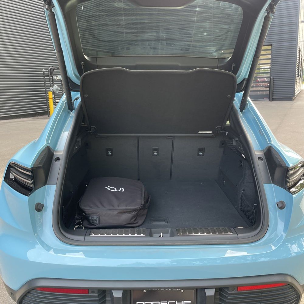 2024 Porsche Macan EV 4