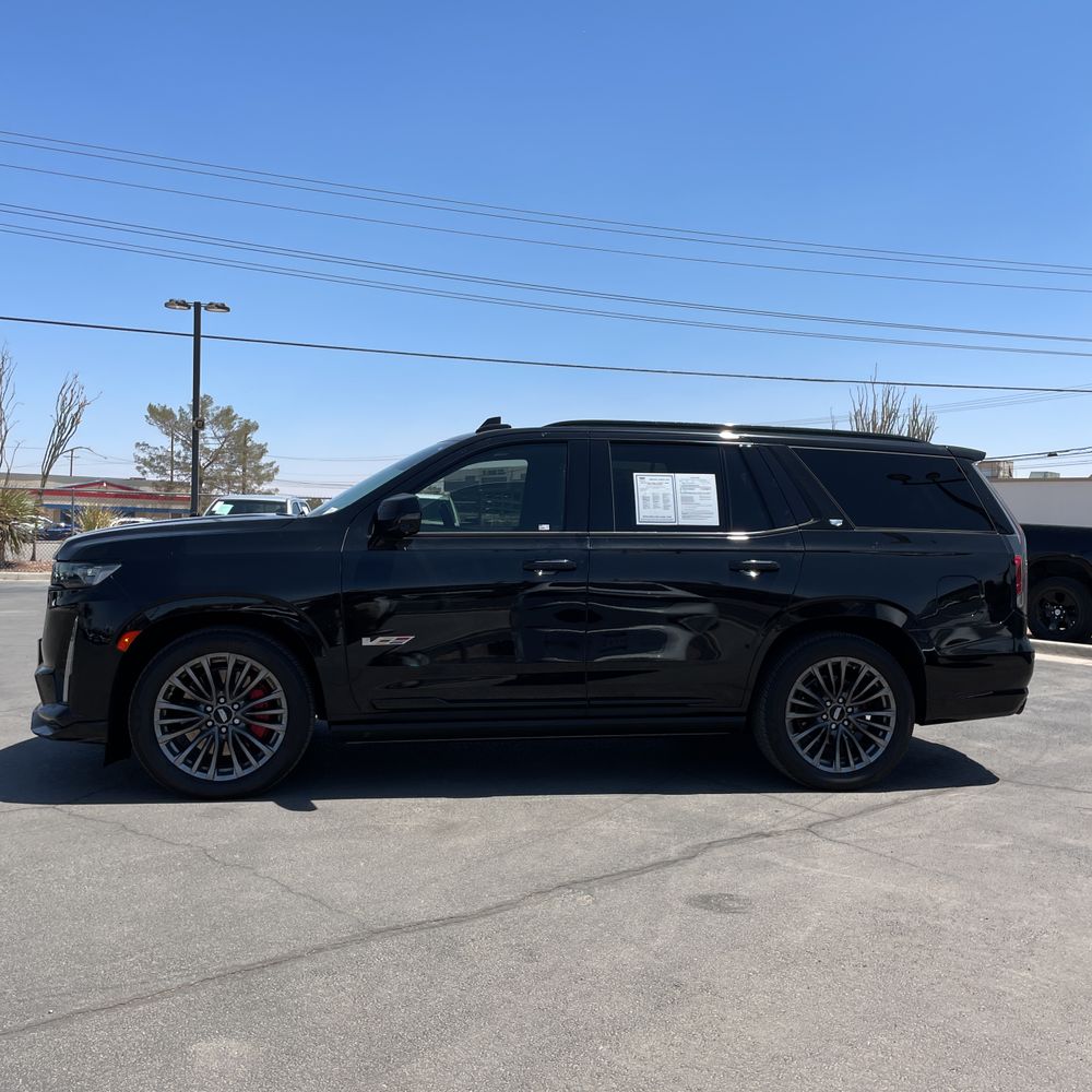 2023 Cadillac Escalade-V Base
