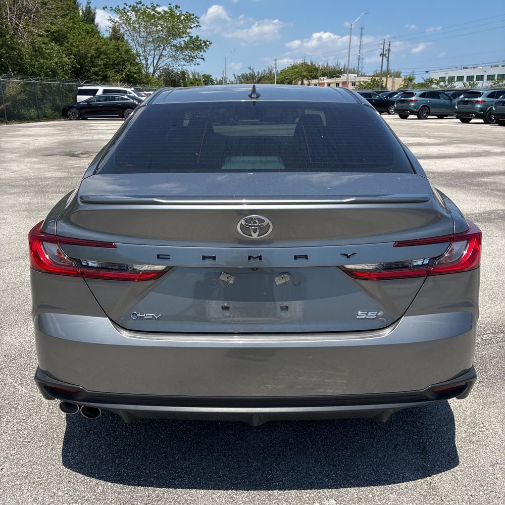 2025 Toyota Camry SE