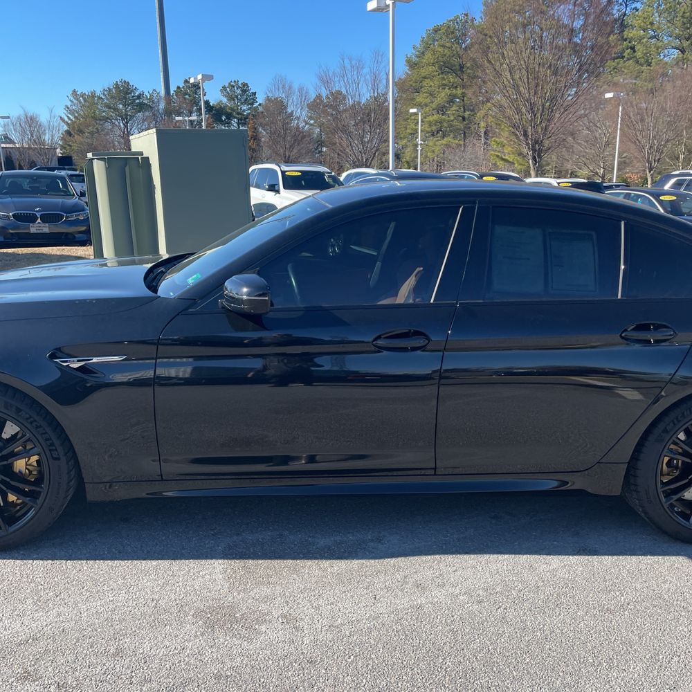 2023 BMW M5