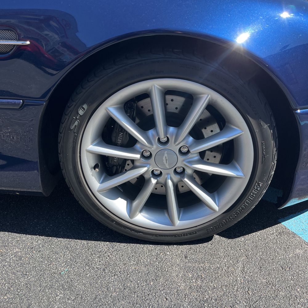2001 Aston Martin DB7 Volante