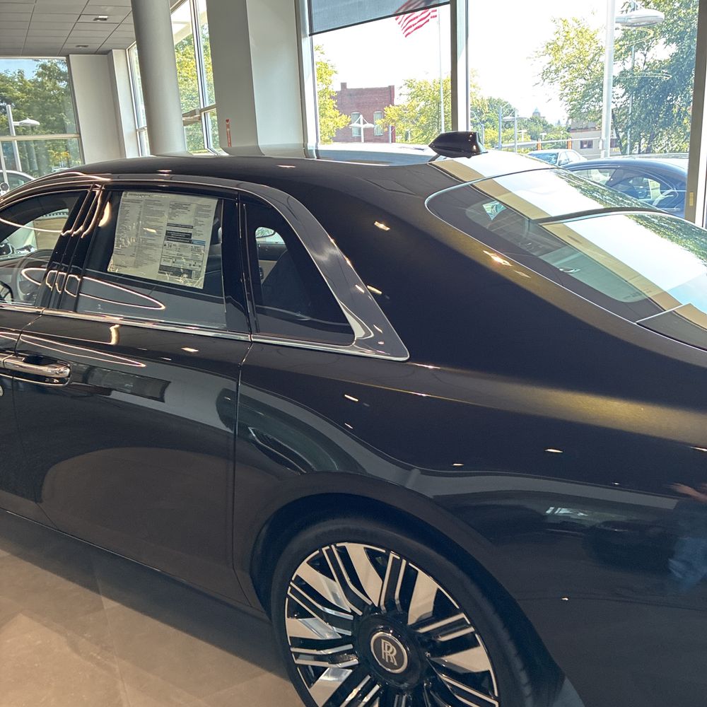 2025 Rolls-Royce Ghost