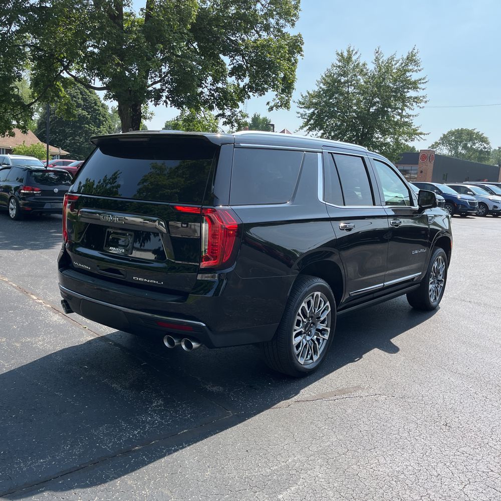 2024 GMC Yukon Denali Ultimate