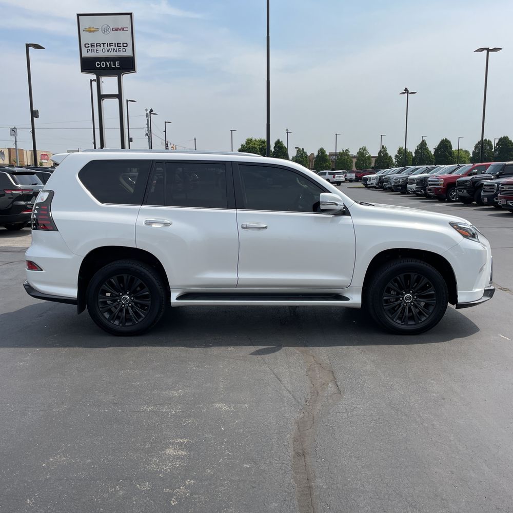 2023 Lexus GX 460 Base