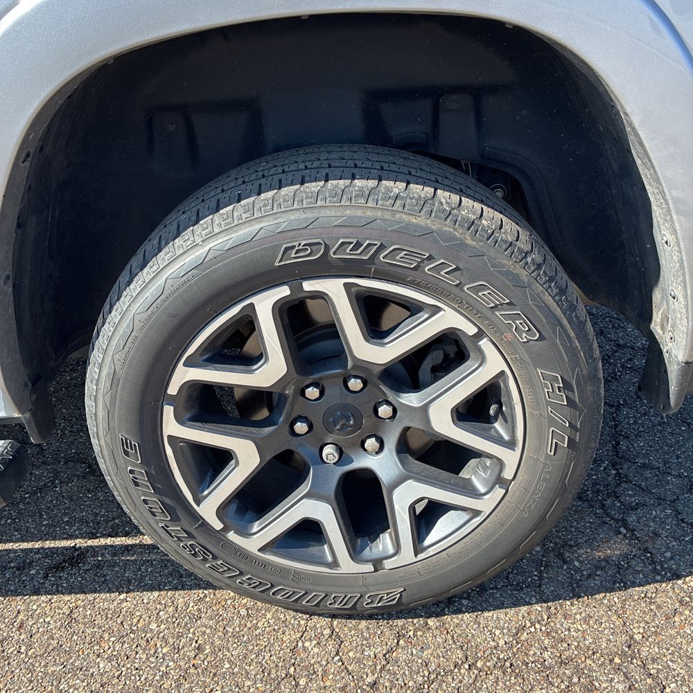 2025 Ram 1500 Laramie Crew Cab 4x4 5'7" Box