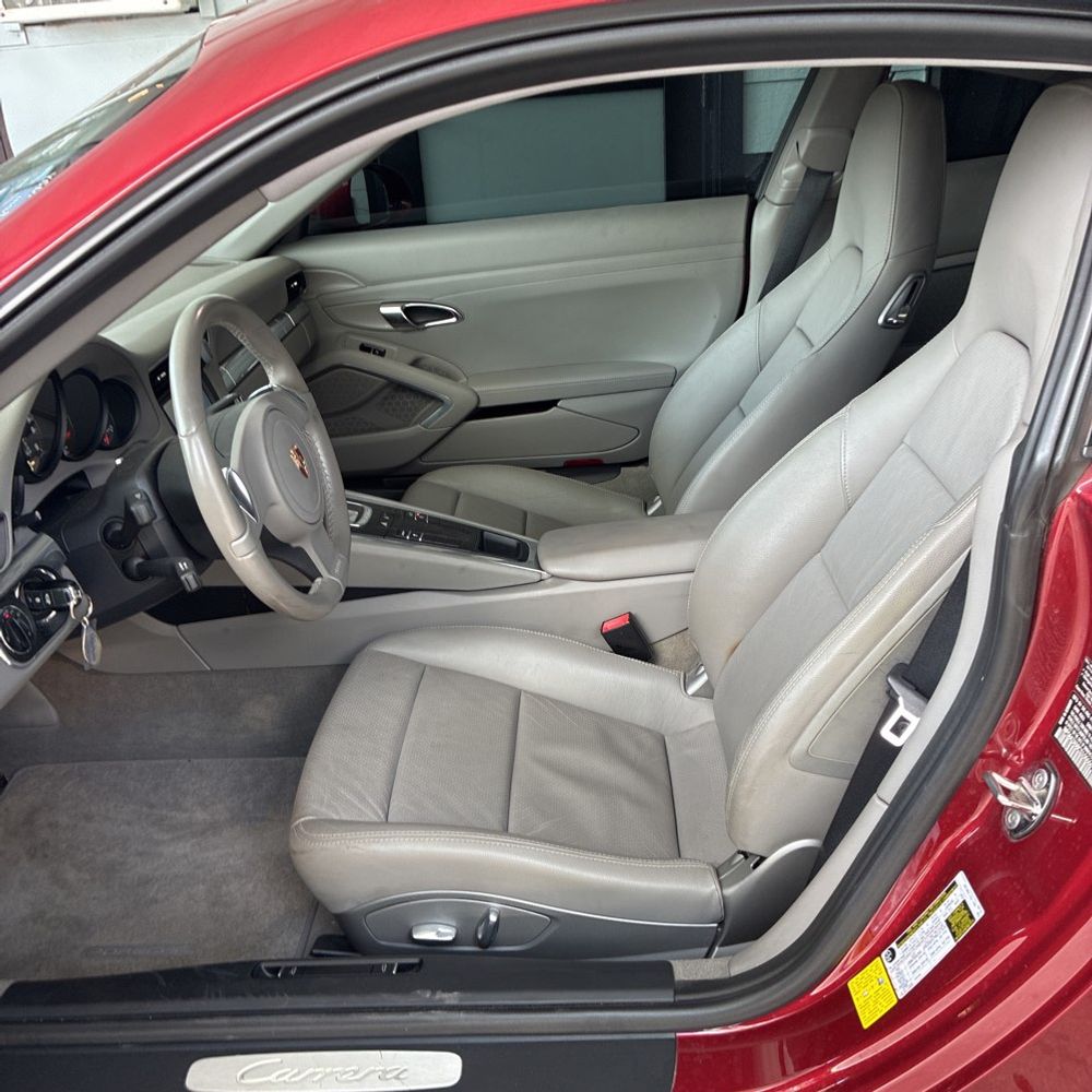 2012 Porsche 911 Carrera
