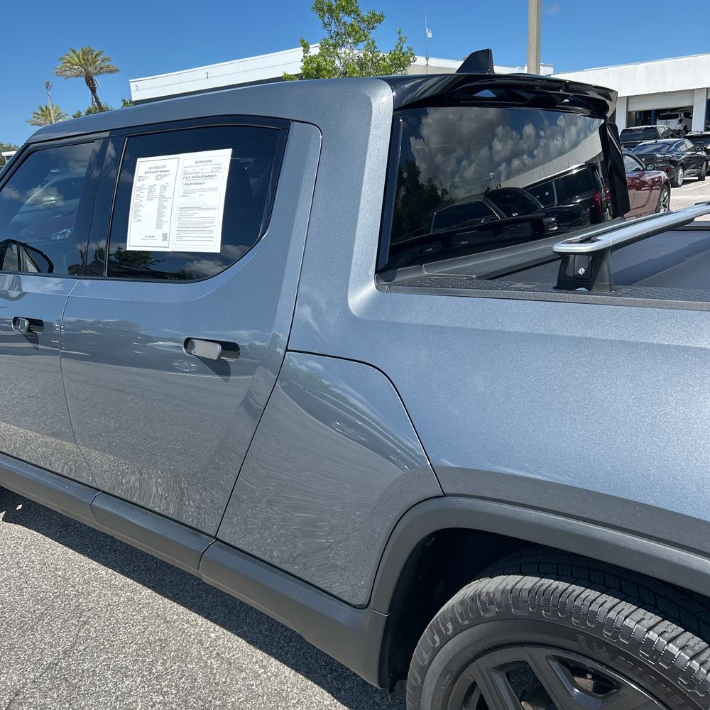 2022 Rivian R1T Adventure