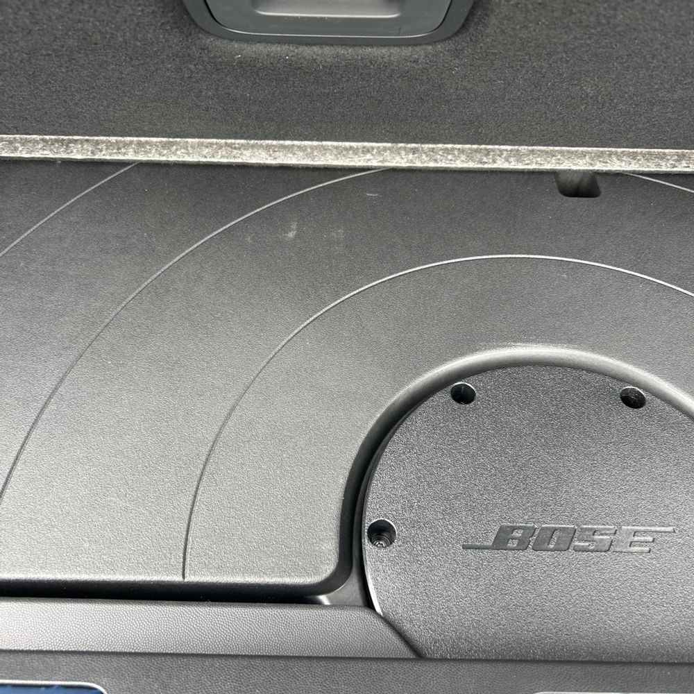 2025 Porsche Macan EV Turbo