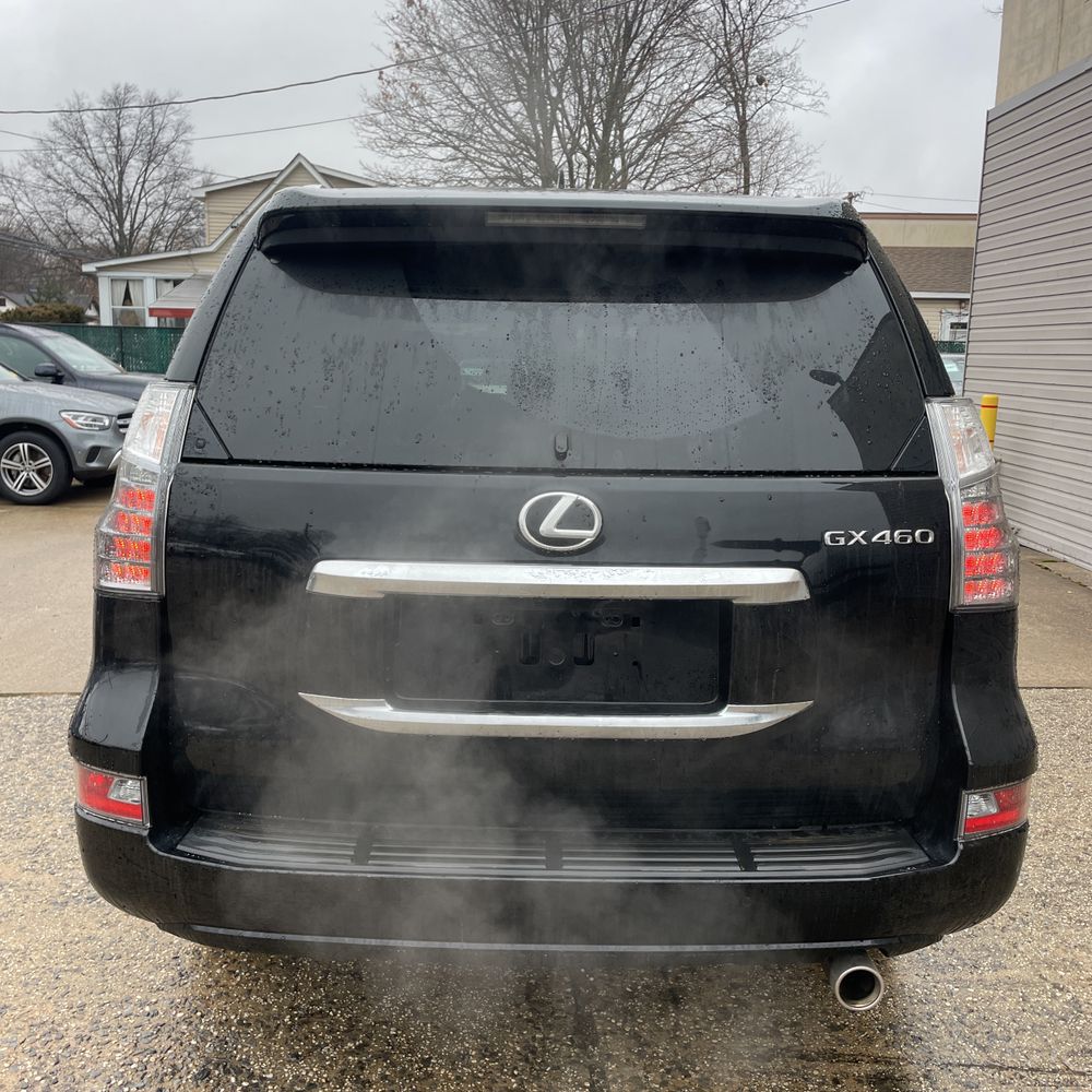 2023 Lexus GX 460 Base