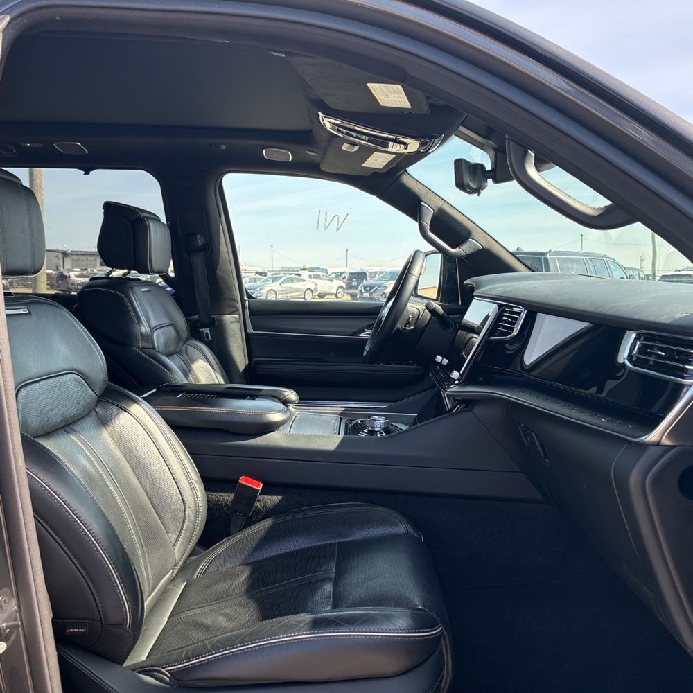 2024 Jeep Grand Wagoneer L Obsidian