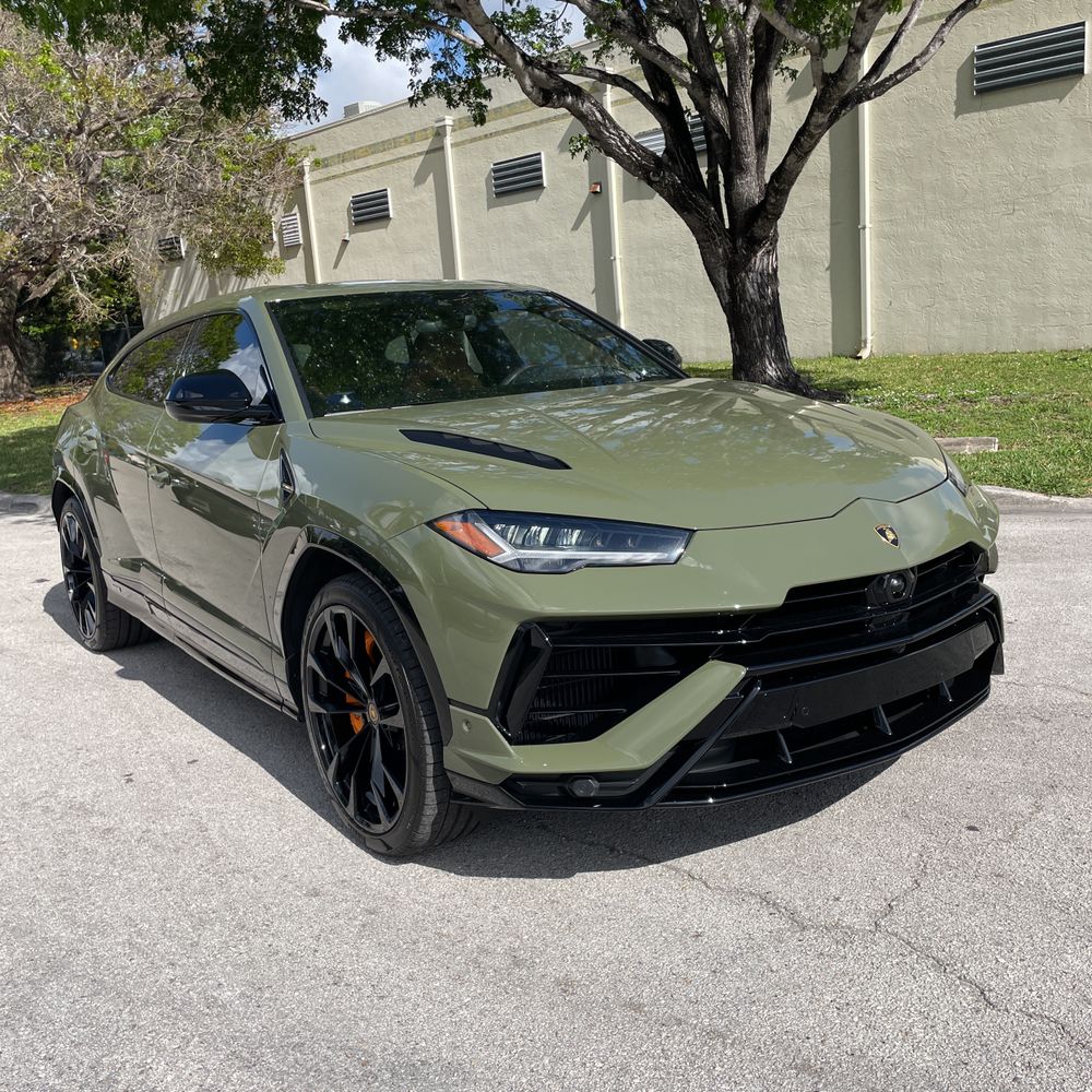 2024 Lamborghini Urus S