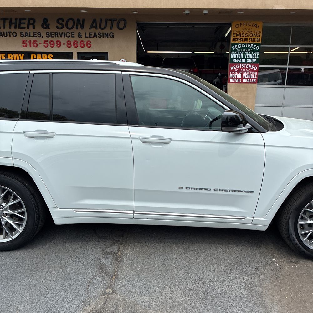 2022 Jeep Grand Cherokee 4xe Summit 4x4