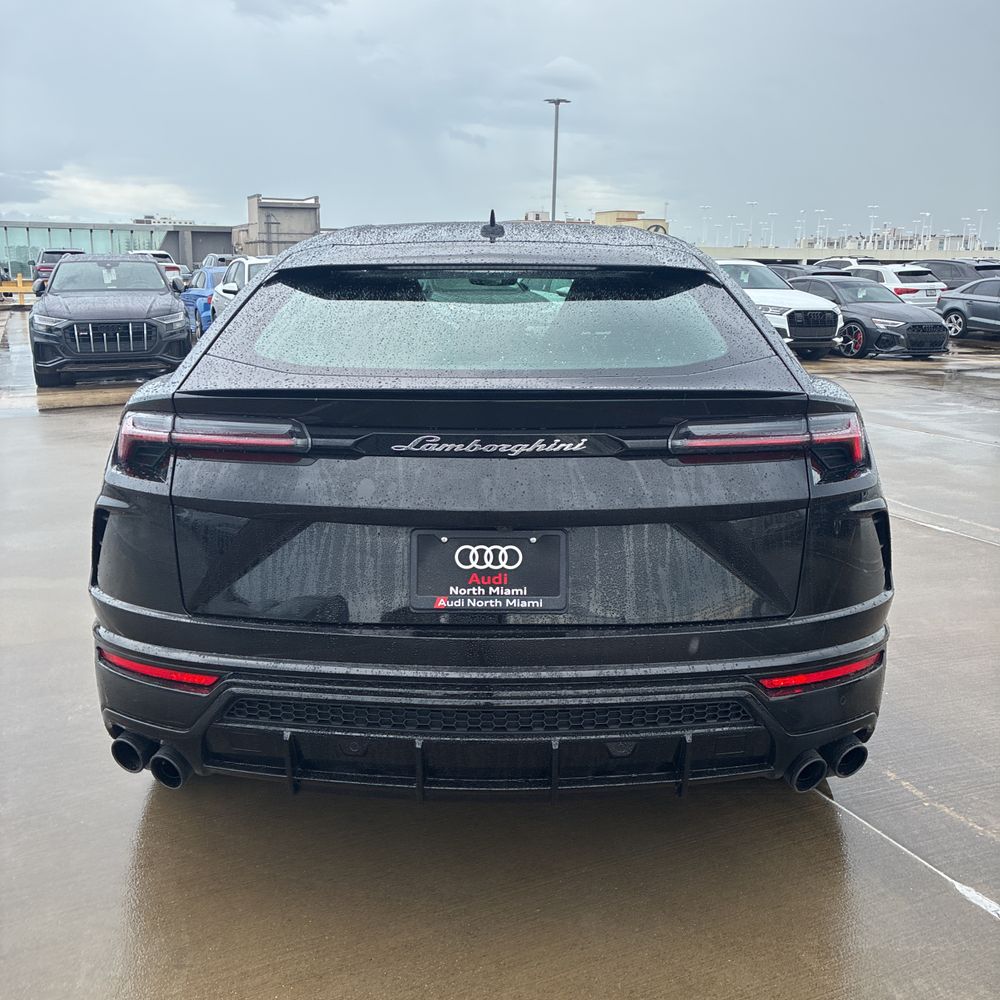 2022 Lamborghini Urus