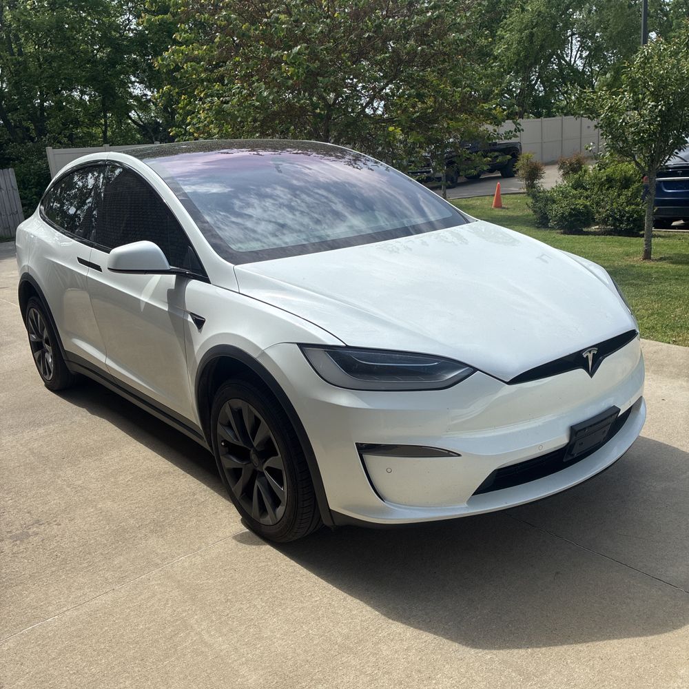 2022 Tesla Model X Base