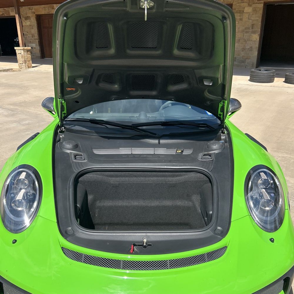 2019 Porsche 911 Carrera