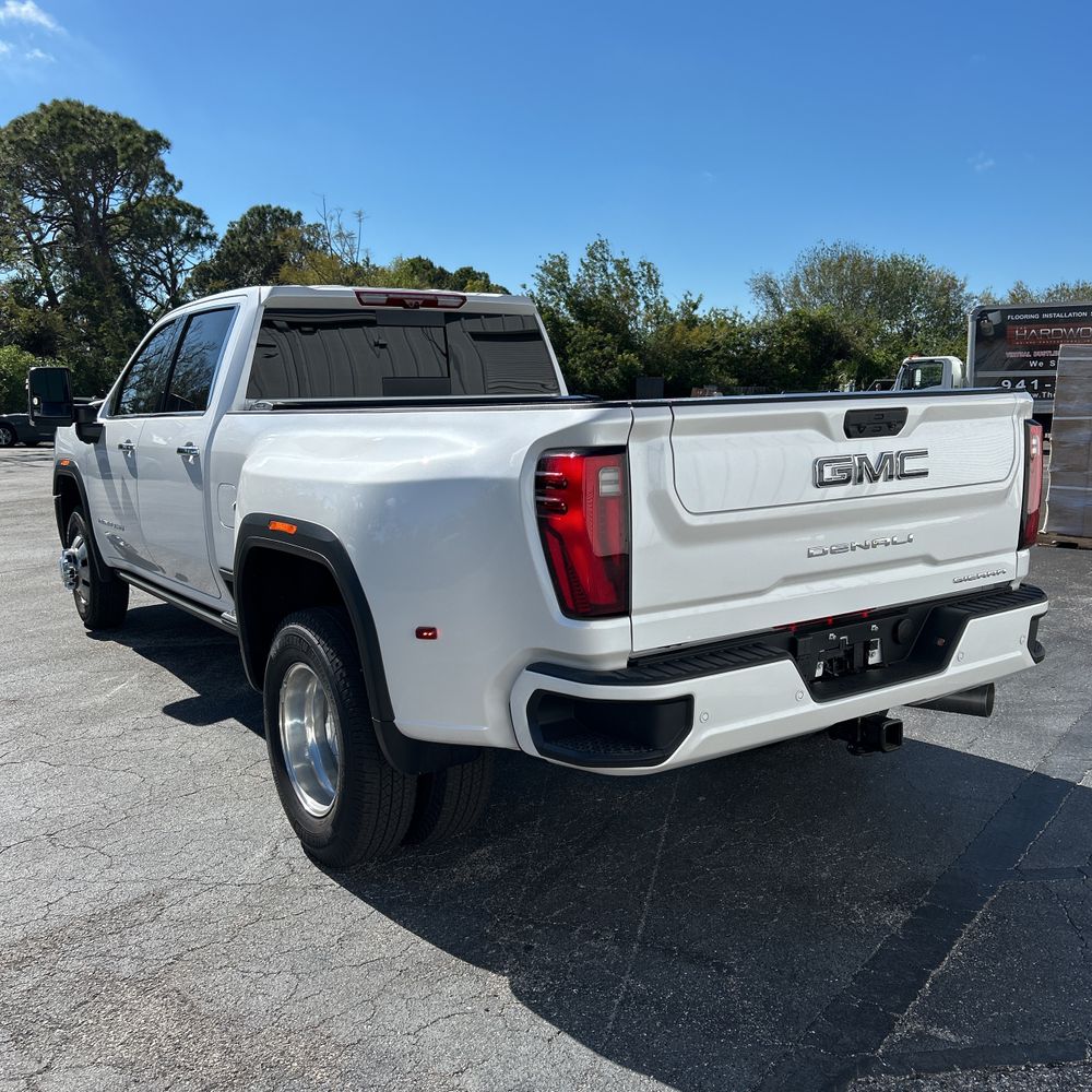 2025 GMC Sierra 3500HD Denali Ultimate