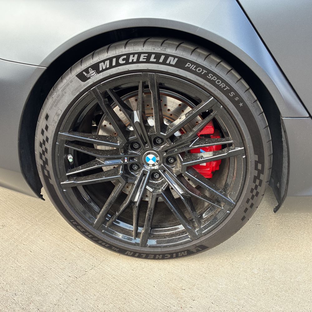 2025 BMW M5 Base