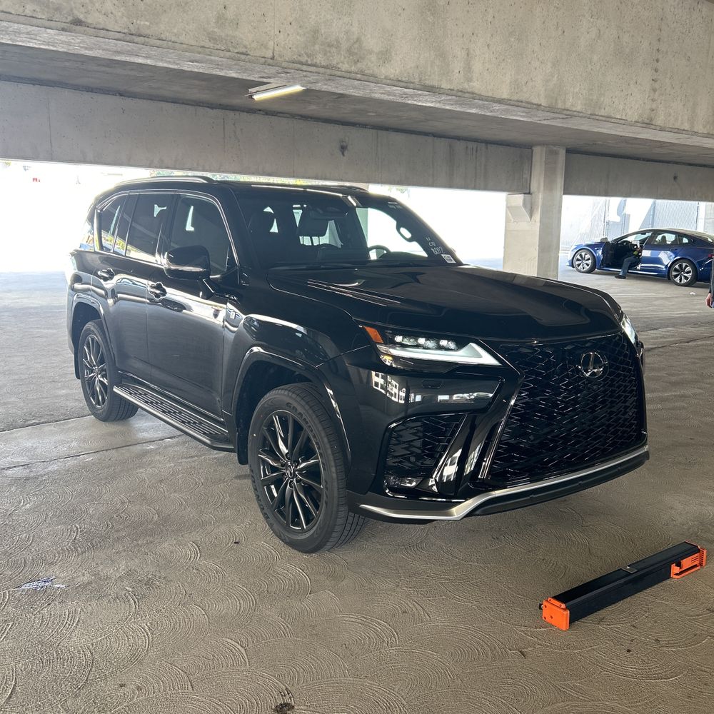 2025 Lexus LX-Series LX600 F Sport