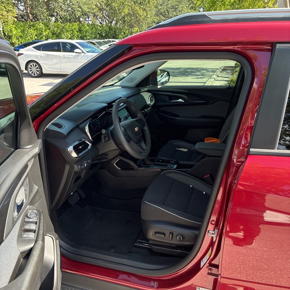 2021 Chevrolet Trailblazer LT photo 32