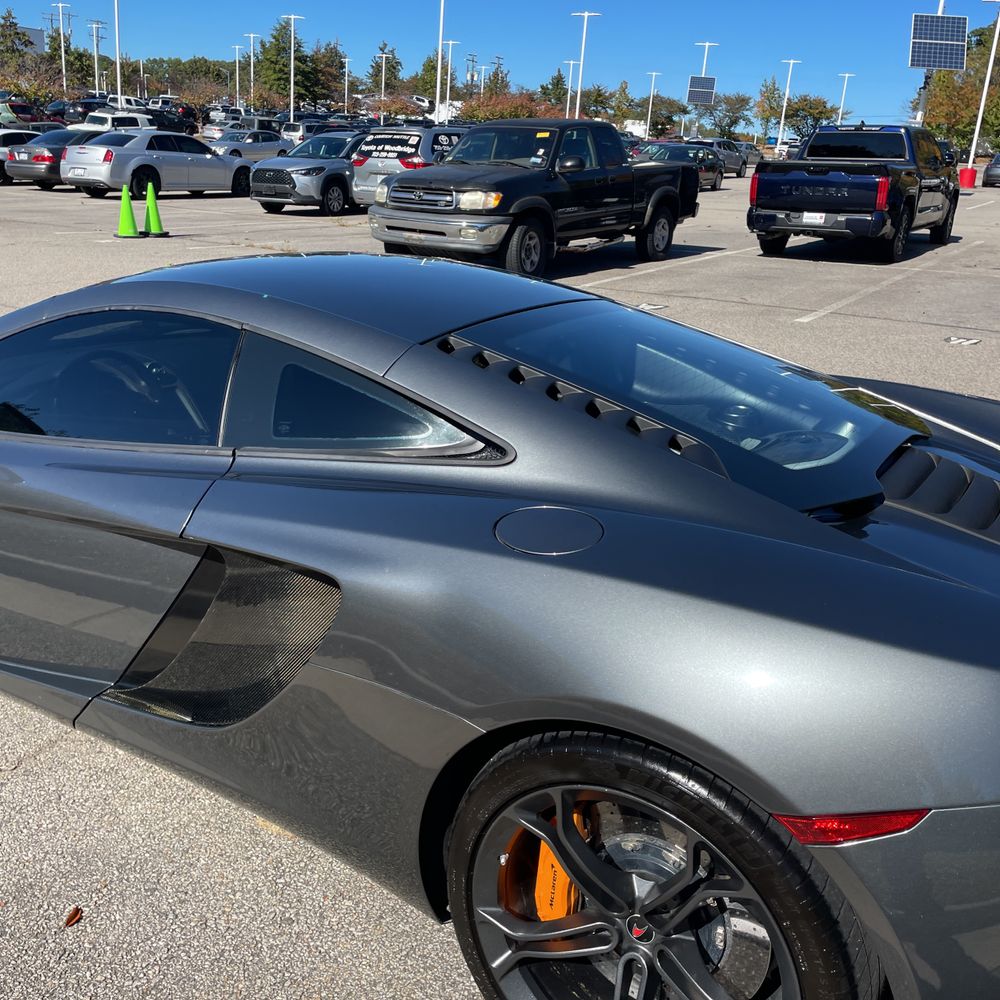 2012 McLaren MP4-12C