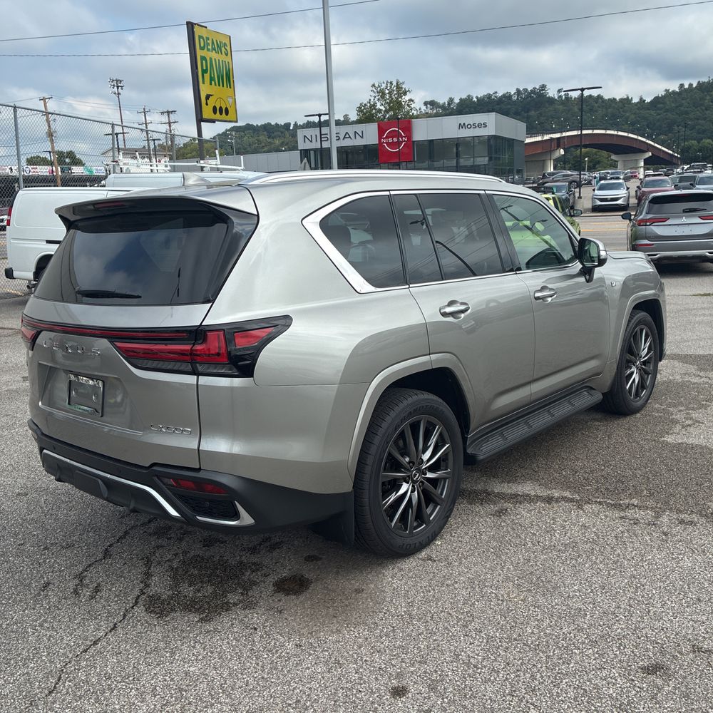 2024 Lexus LX 600 F SPORT Handling
