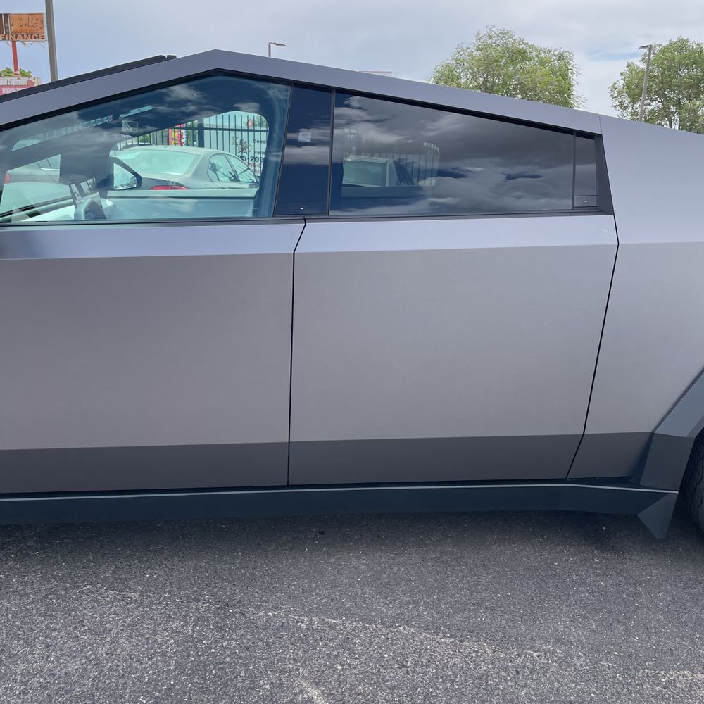 2024 Tesla Cybertruck Base