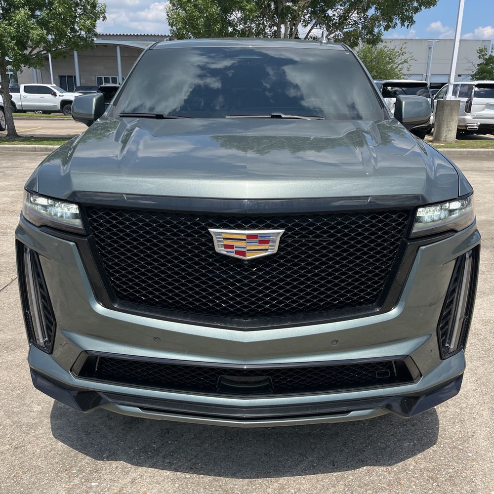 2023 Cadillac Escalade-V ESV Base
