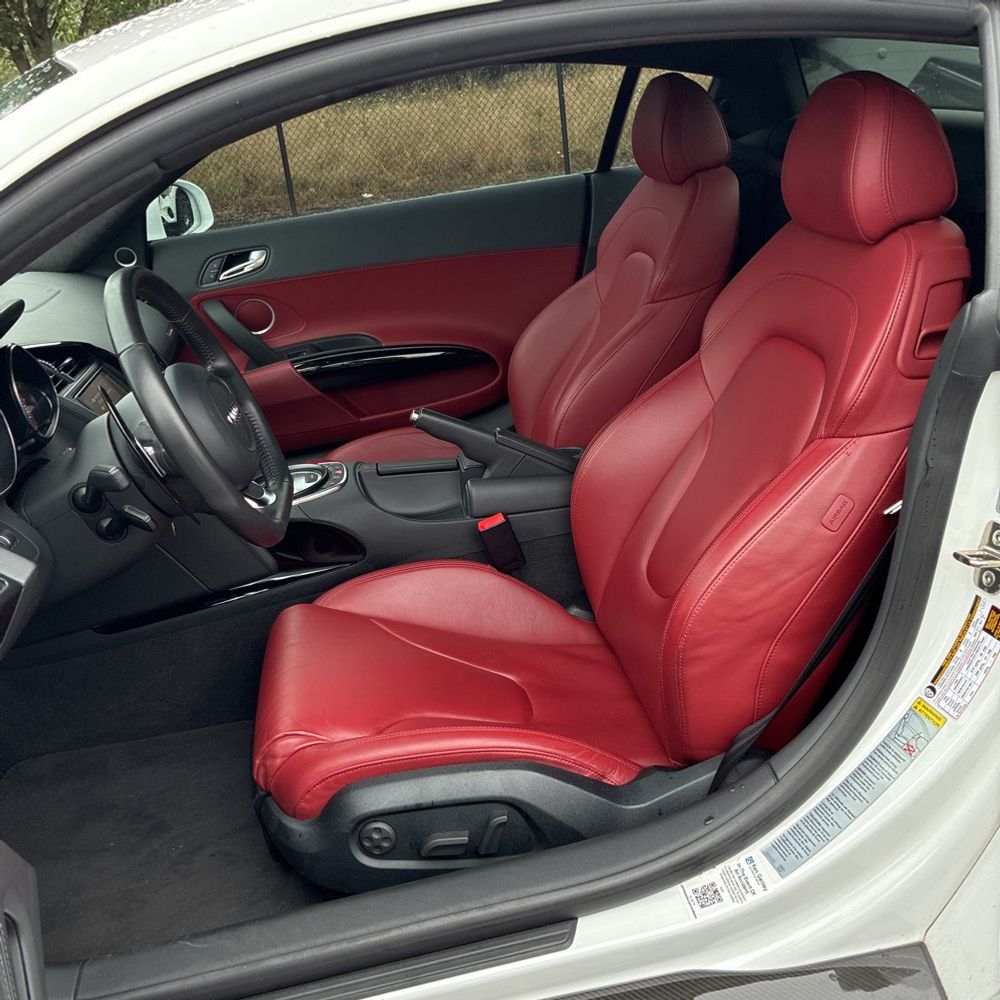 2011 Audi R8 5.2