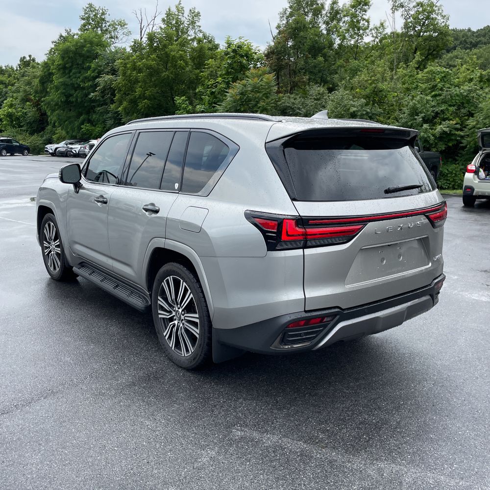2024 Lexus LX 600 Luxury