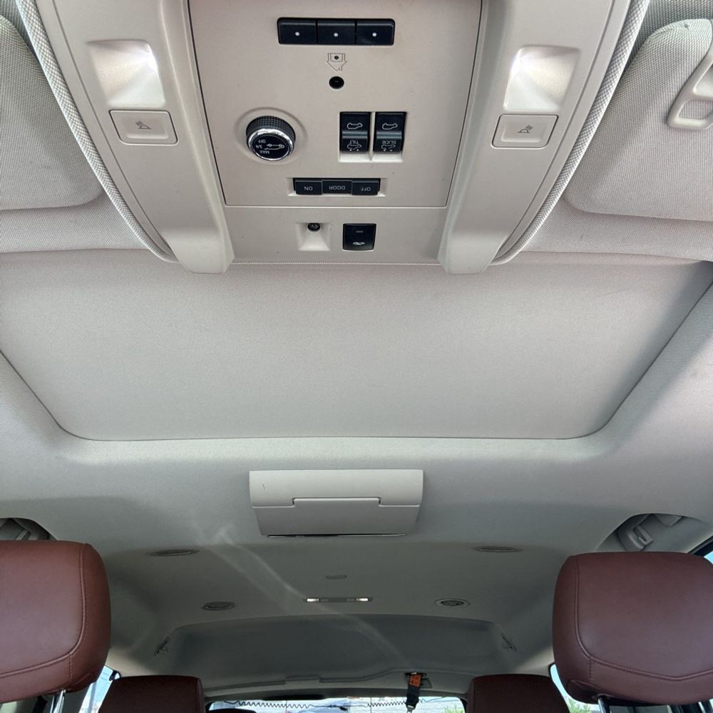 2015 Cadillac Escalade Luxury photo 43
