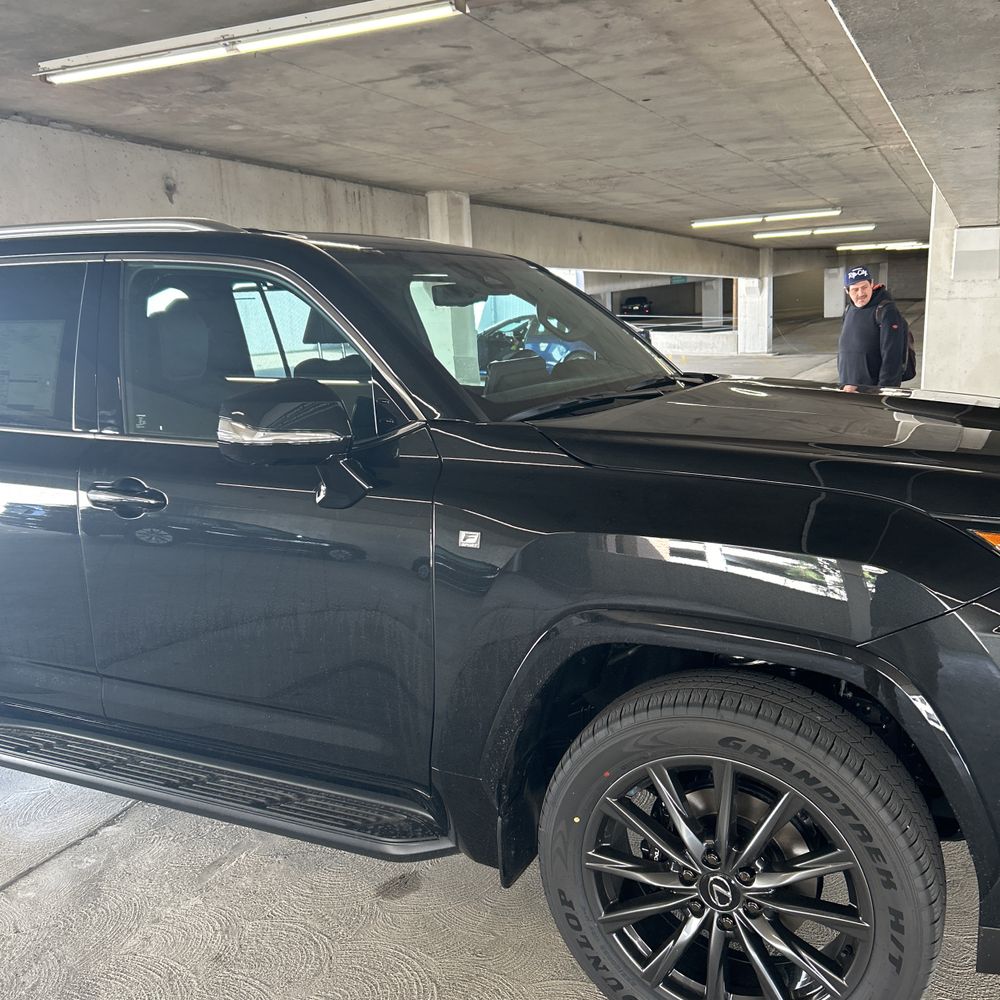 2025 Lexus LX-Series LX600 F Sport