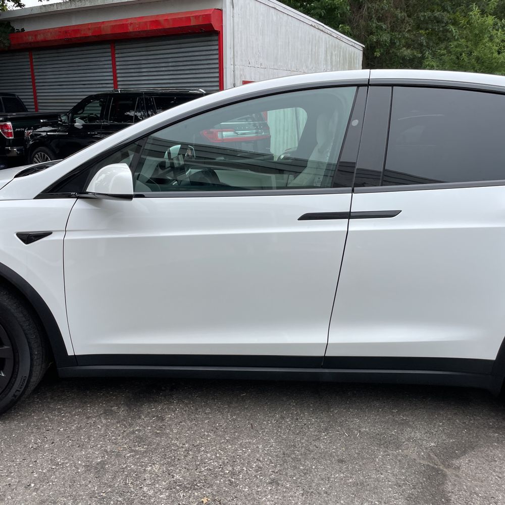 2022 Tesla Model X Plaid