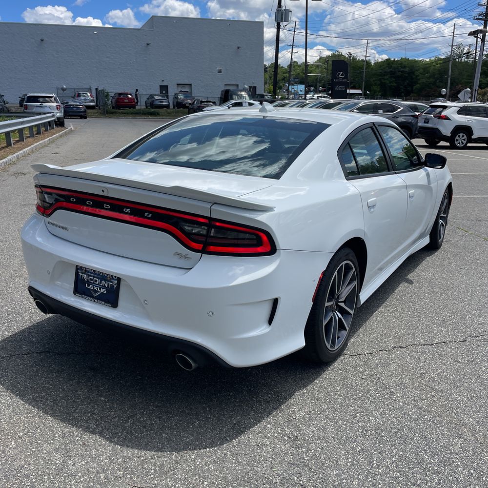 2023 Dodge Charger R/T photo 8