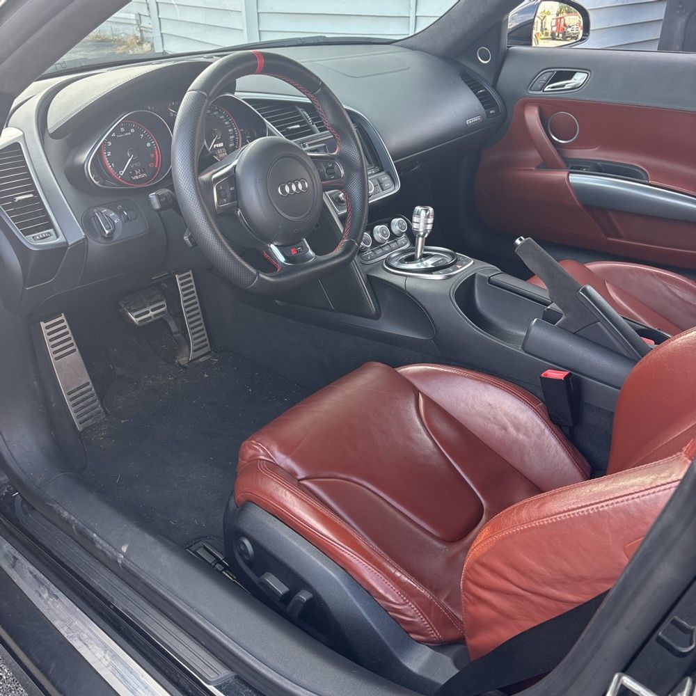 2010 Audi R8