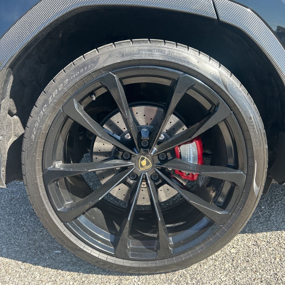 2020 Lamborghini Urus