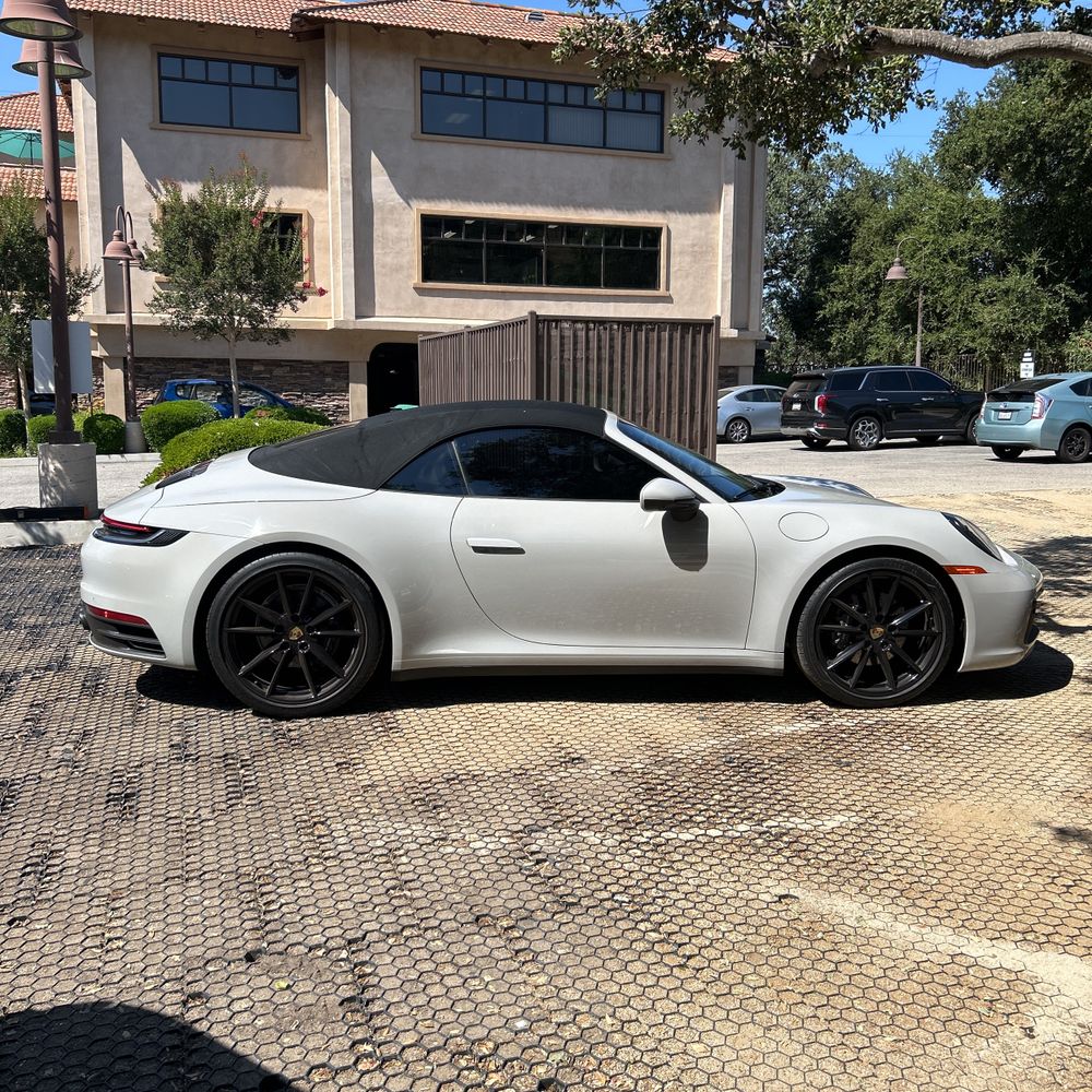 2021 Porsche 911 Carrera