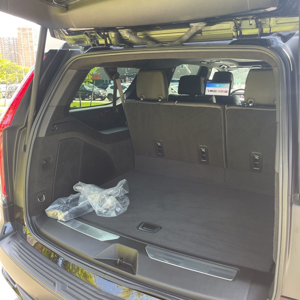 2024 Cadillac Escalade ESV Sport Platinum