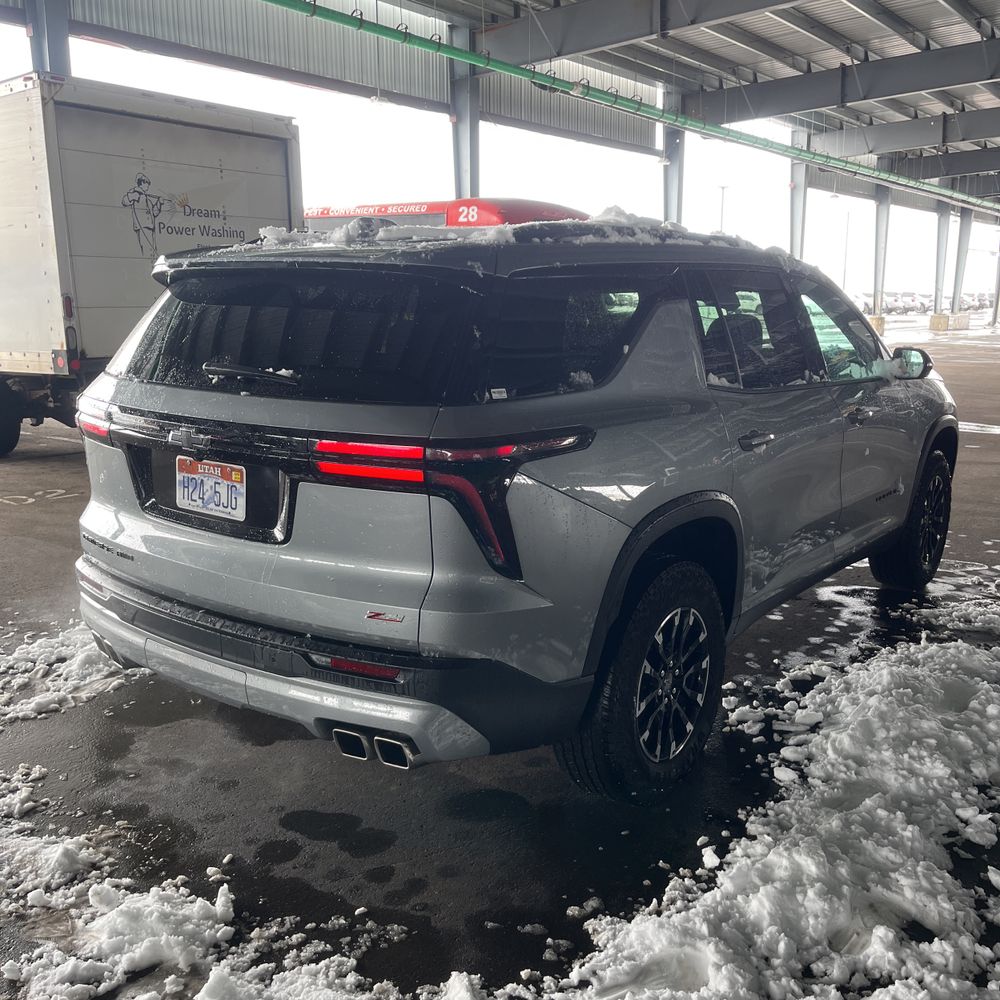 2025 Chevrolet Traverse Z71