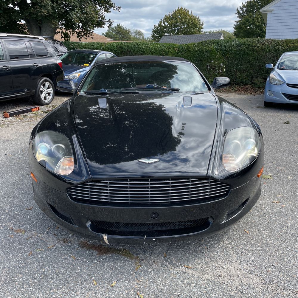 2005 Aston Martin DB9 Volante