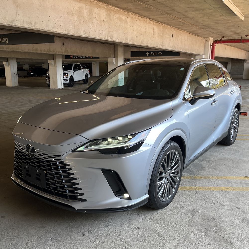 2024 Lexus RX 450h+ Luxury
