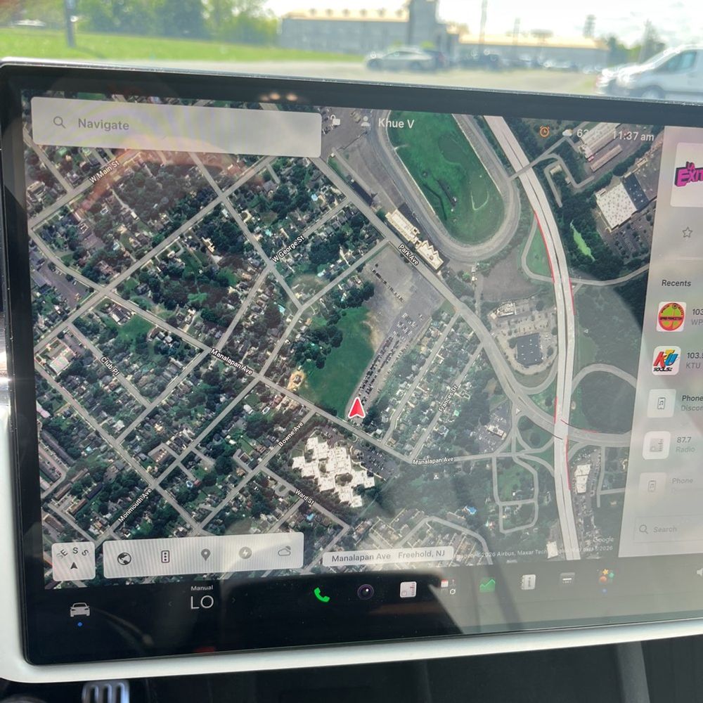 2022 Tesla Model X Base