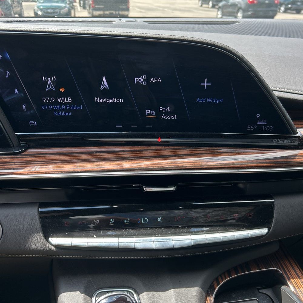 2024 Cadillac Escalade ESV Premium Luxury